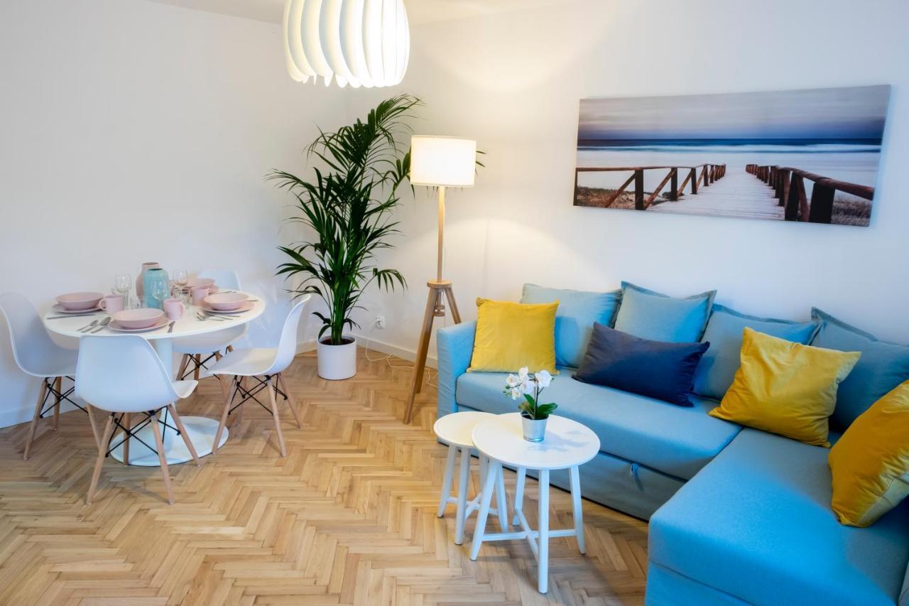 Cristine Apartment Varşovia Exterior foto